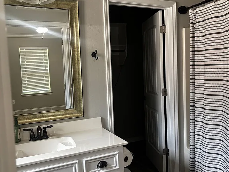 227 Greenleaf St — Photo 6