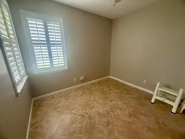 4645 SE Bridgetown Ct — Photo 16
