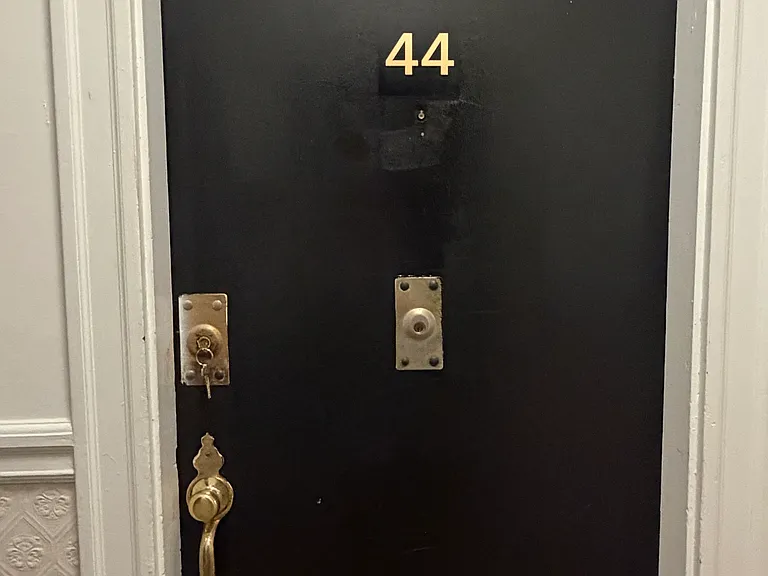 1155 Commonwealth Ave #44 — Photo 3