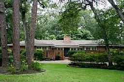1st image of 12 Briarwood Dr