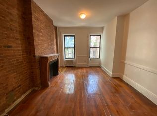307 E 84th St #4R, New York, NY 10028