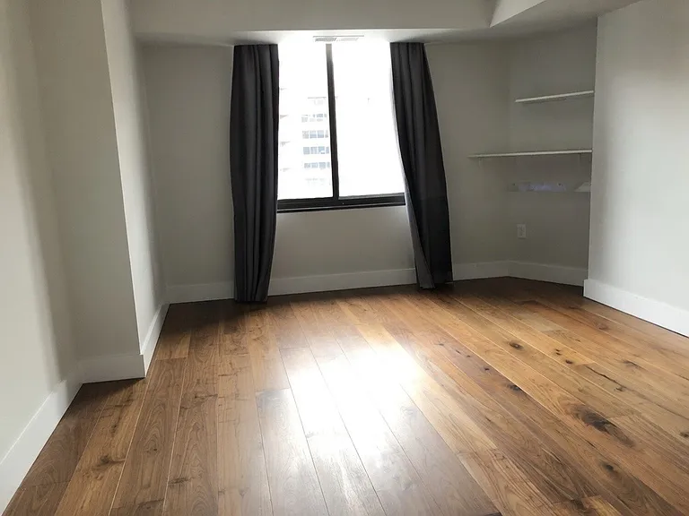 1300 Crystal Dr #1401S — Photo 19
