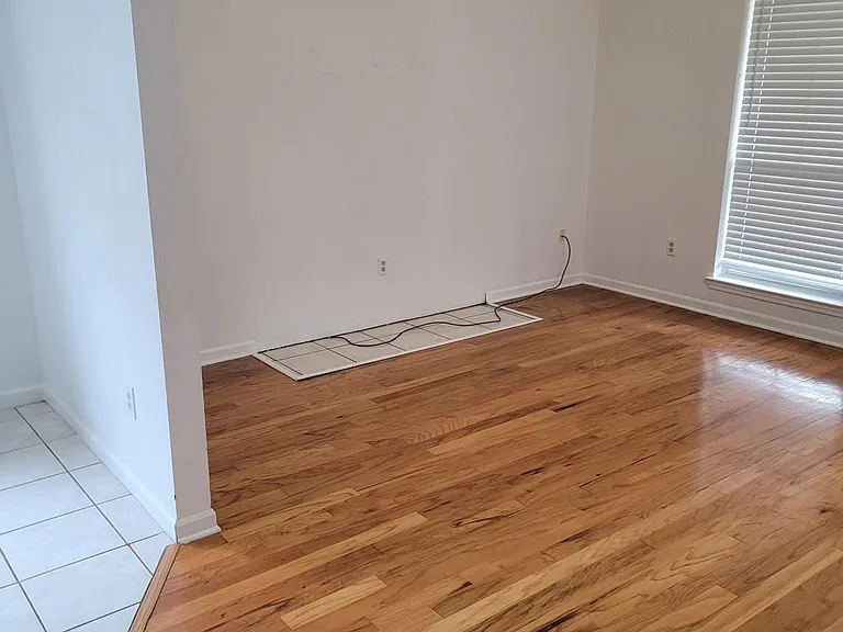 18607 Red Oak Dr — Photo 10