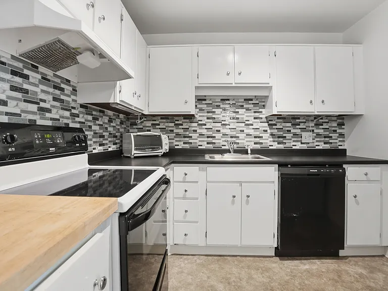 147 Milk St #18 — Photo 7