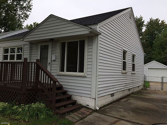 FRONT of the HOUSE#2