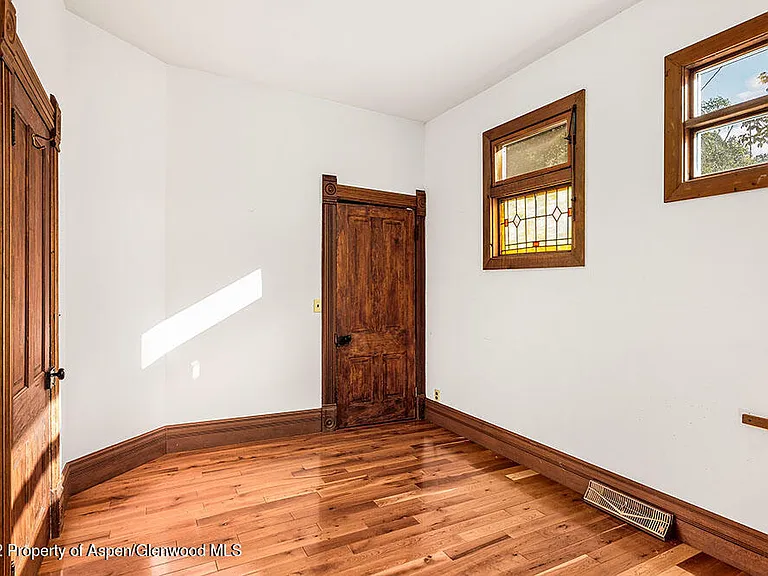 235 E Homestead Dr — Photo 16