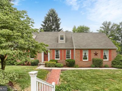 19 Paddock Ln, Camp Hill, PA, 17011