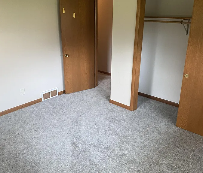 18525 Heathway Ln — Photo 11