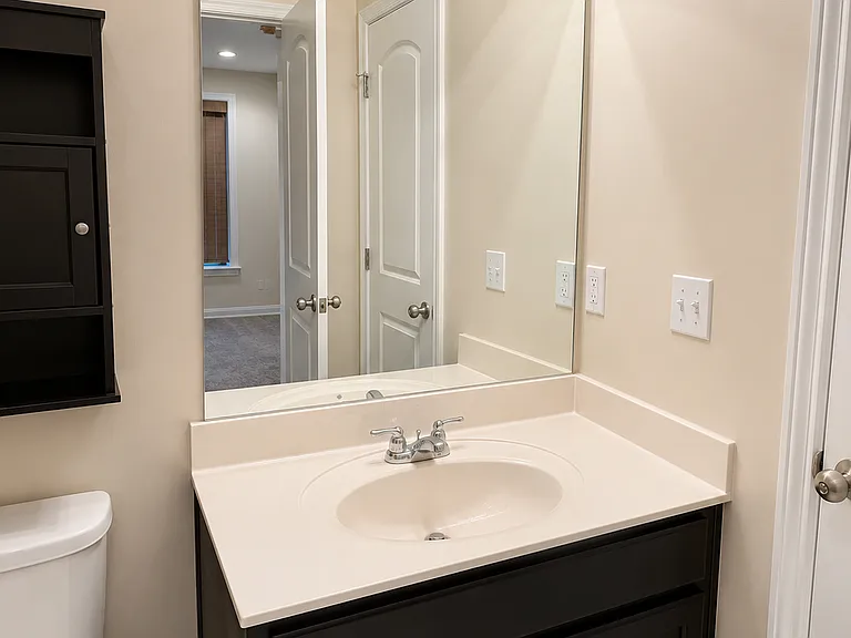 9027 Endicott Pl — Photo 11