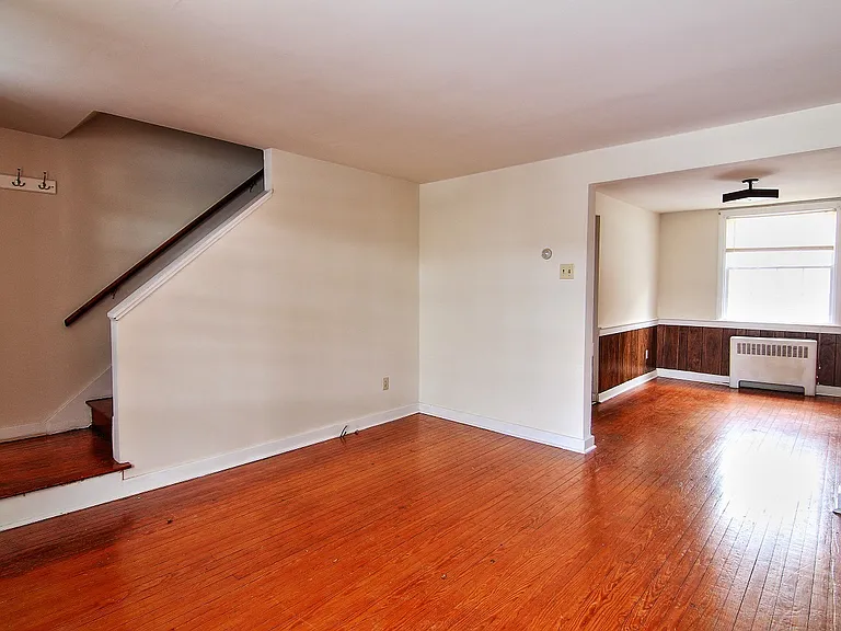 164 Sunrise Dr — Photo 3