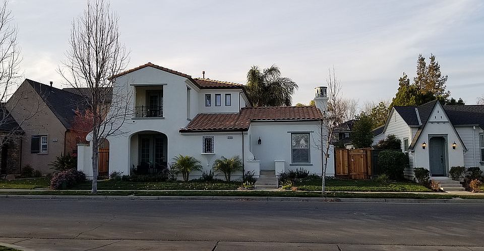 2nd image of 2733 Remington Way
