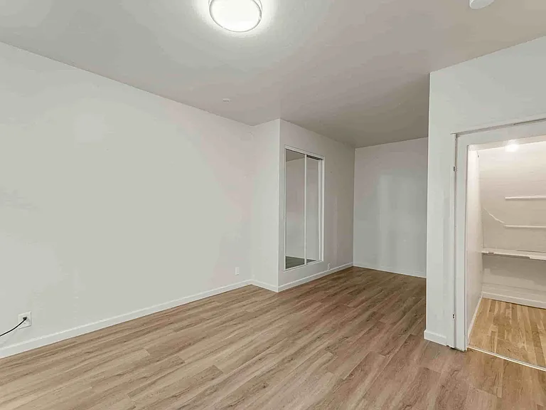 1432 Arch St #1434 — Photo 19