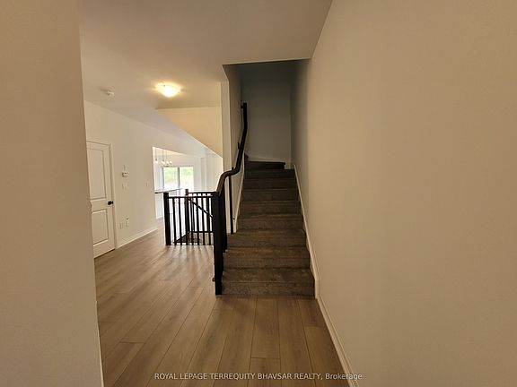 4th image of 4552 Portage Rd #8