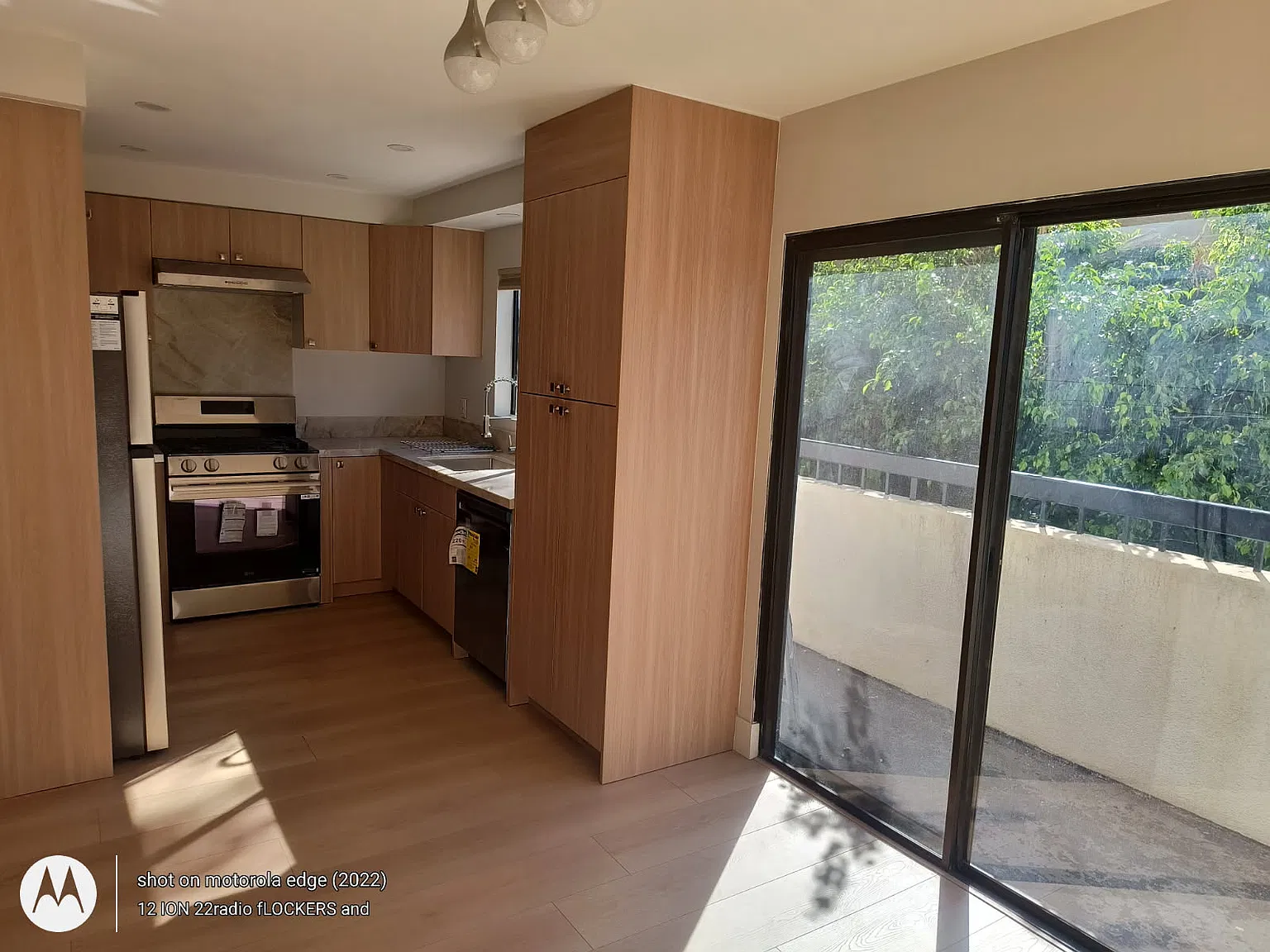 2 bed, 2.5 bath, 1300 sqft, $3,390 — Photo 3