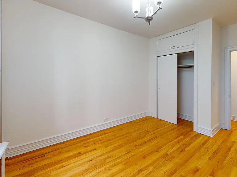 245 W 51st St #603 — Photo 6