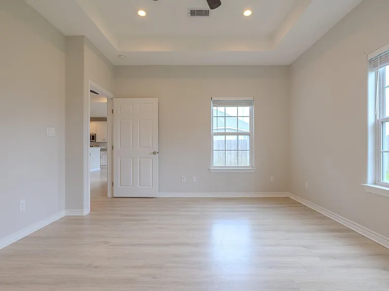 2422 Cardinal Dr — Photo 20