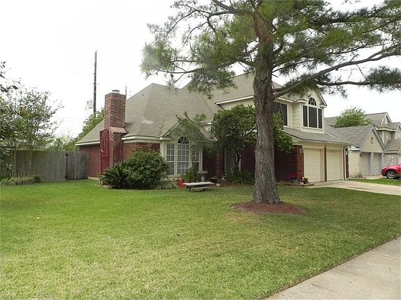 Home is on a giant double lot!!