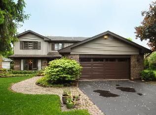 1535 W Lonnquist Blvd, Mount Prospect, IL