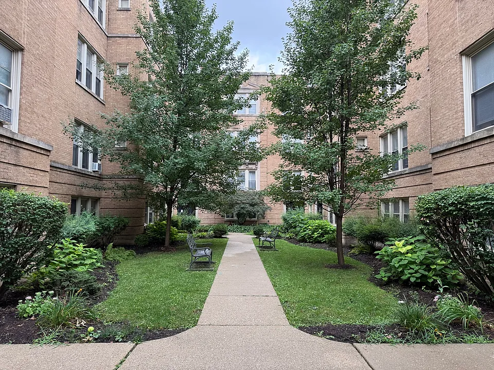 209 Washington Blvd #3N