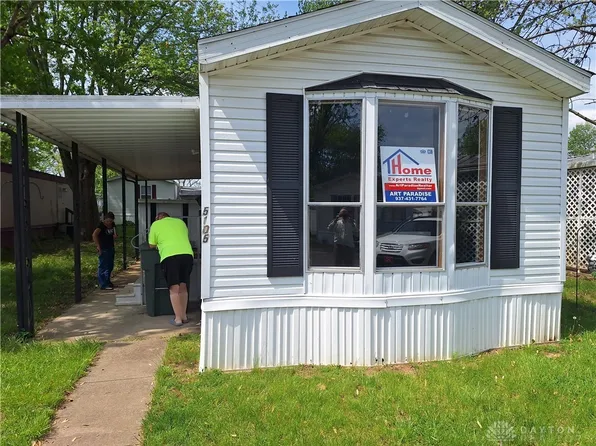 5105 Scotsman Dr, Dayton, OH 45414