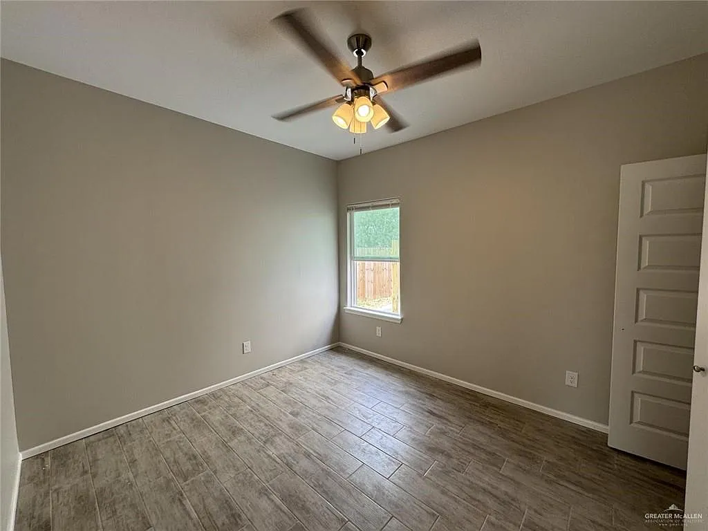 3 bed, 2.0 bath, 1115 sqft, $1,175 — Photo 4