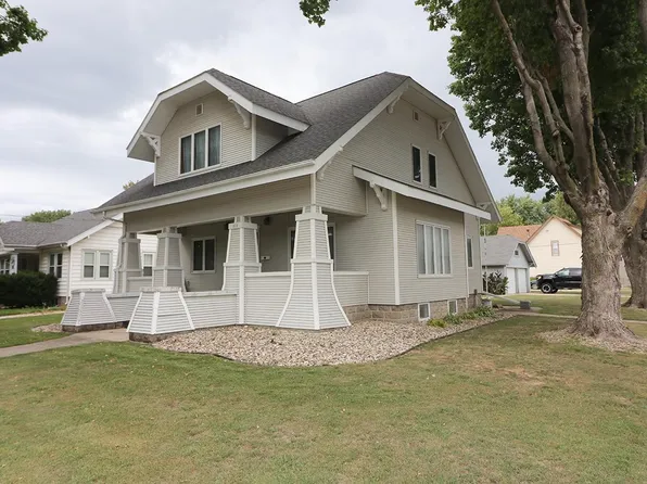 410 W Maple Dr, Hartley, IA 51346