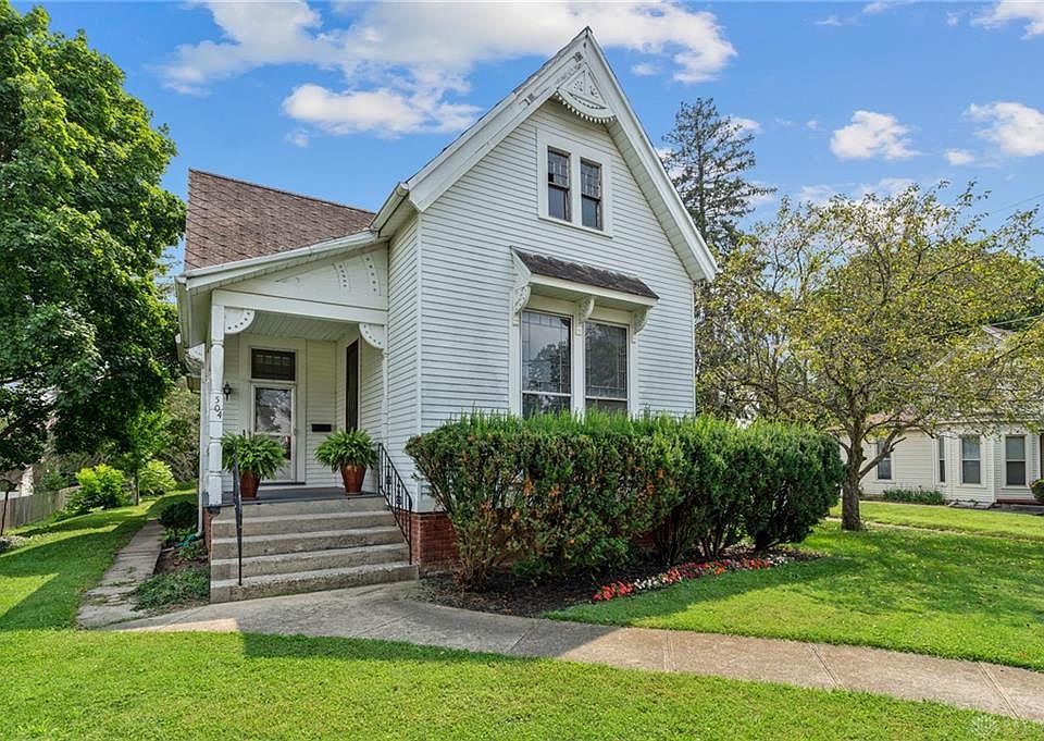 1st image of 504 W Jefferson St
