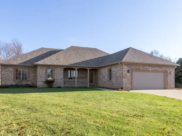 64 Adams Ct, Whiteland, IN 46184