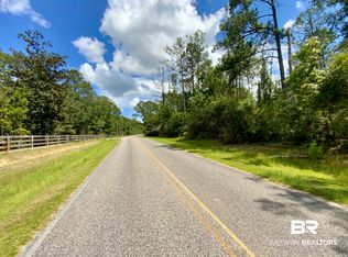 8634 Patricks Landing Rd, Bay Minette, AL 36507