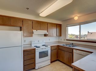 455 S Oak Harbor St APT C202, Oak Harbor, WA 98277