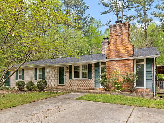 4th image of 2840 Banks Rd