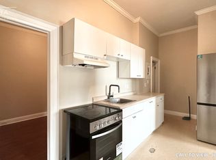 100 Dunlop St E #5, Barrie, ON L4M 1A4