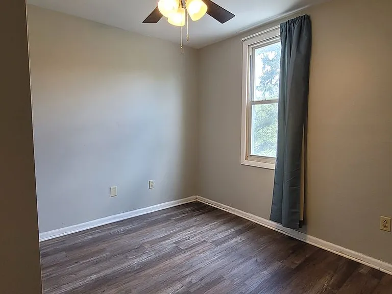 3138 Wabash Ave — Photo 17