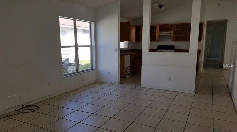 2nd image of 9525 Violet Dr