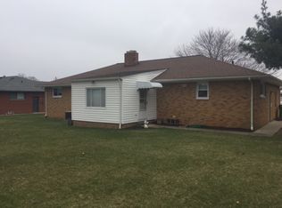 658 Strumbly Dr, Highland Heights, OH 44143