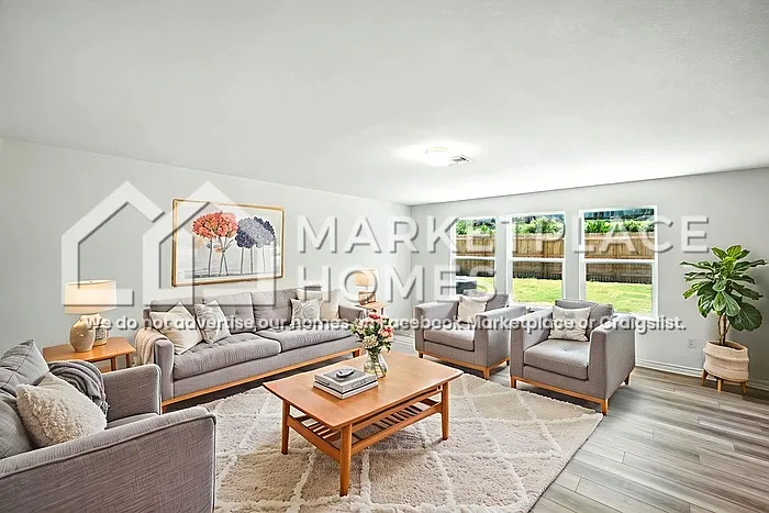 6 bed, 3.5 bath, 2758 sqft, $2,000 — Photo 4