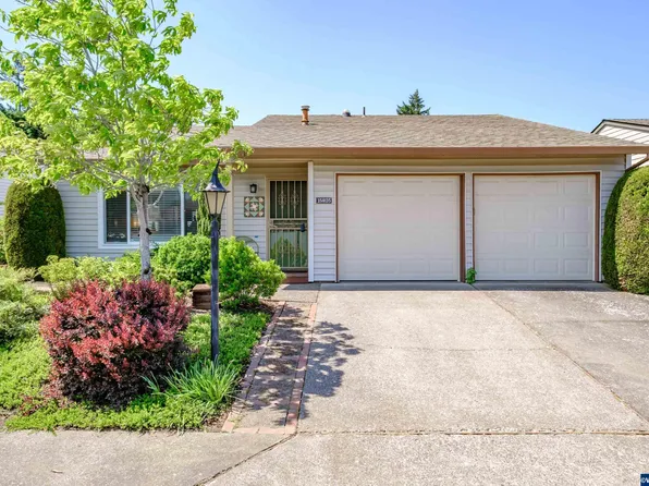 15825 SW Alderbrook Cir, Tigard, OR 97224