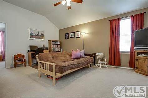 4th image of 10517 Cochron Dr