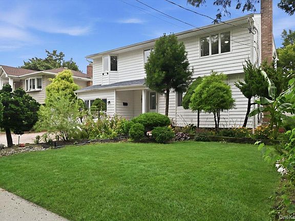 3rd image of 701 Hoover Street