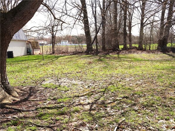 42605 Grandview Dr, Elyria, OH 44035