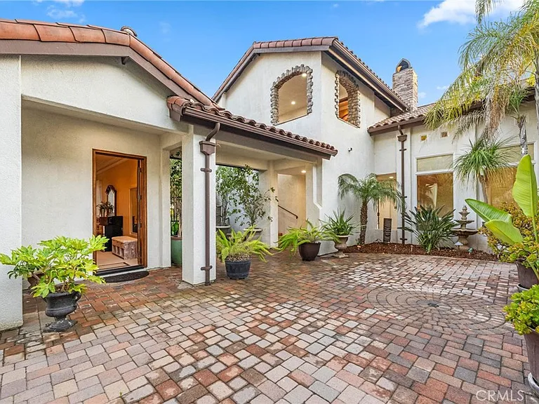 44915 Palladian Ct — Photo 55