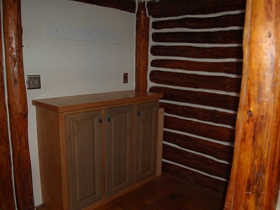 5th image of 1808 Woodland Ave