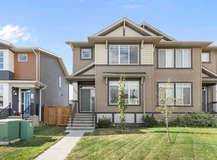 185 E Dawson Dr, Chestermere, AB T1X 1Z8