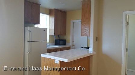 5th image of 1109 E 1st St APT 04