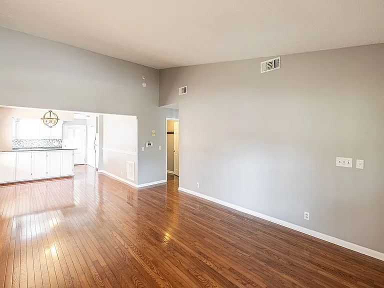 5507 Hill Ct — Photo 42