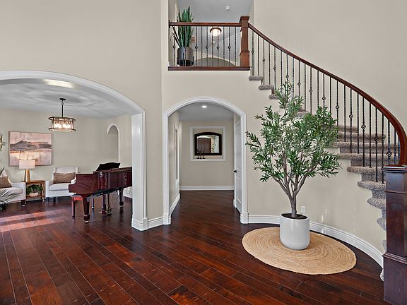 5th image of 1352 W 900 S