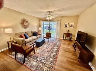 10404 Southern Meadows Dr APT 103, Louisville, KY 40241