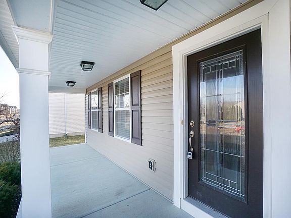 3rd image of 7441 Hargus Dr