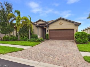 16104 Palmetto Prairie Dr, Alva, FL 33920