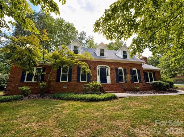 271 Ikerd Dr SE, Concord, NC 28025